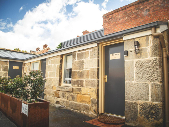 Others 3, Sanctum Boutique Apartments, Hobart