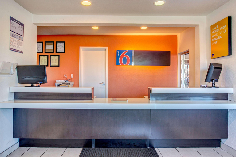 Public Area 3, Motel 6 Murfreesboro, TN, Rutherford