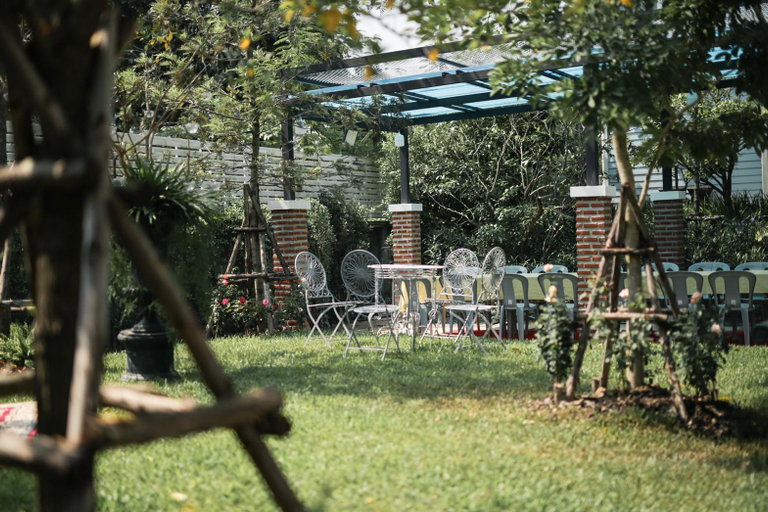 Others 3, Iris Homestay, Ban Pong