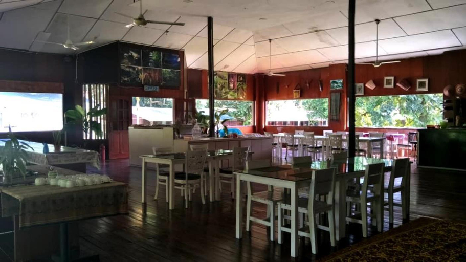 Public Area 2, Mulu Benarat Lodge, Marudi