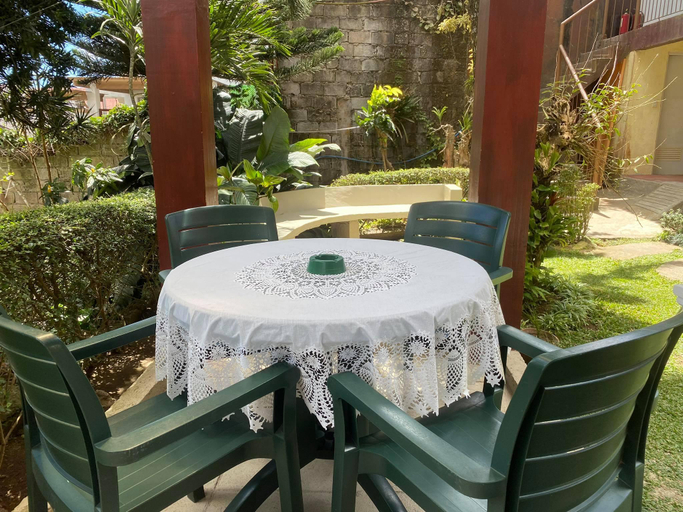 Public Area, Pensio de Felipe, Tagaytay City