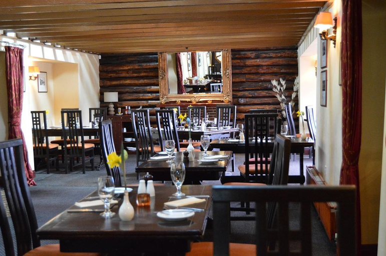 Food & Drinks 4, Uplawmoor Hotel, East Renfrewshire