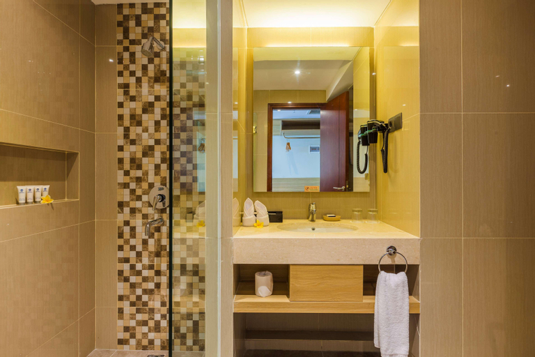 Bathroom 9