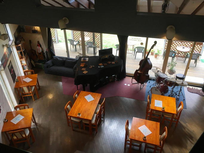Food & Drinks 4, Cafa Inn That Sounds Good, Semboku