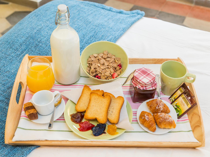 Food & Drinks, The Spanish Suite Bed and Breakfast, Roma