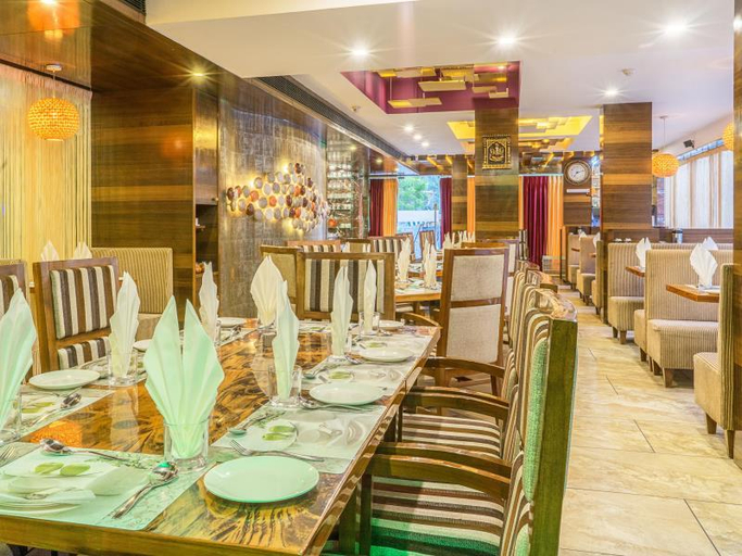 Food & Drinks 5, Hotel Super Inn Armoise, Ahmadabad