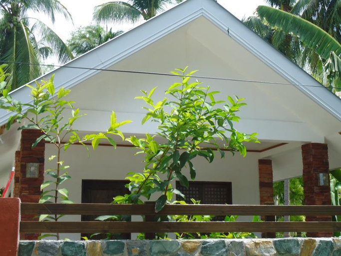 Others 4, The Lighthouse Resort, Oslob