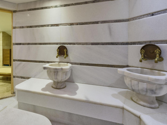 Bathroom 5, Darkmen 2 Hotel, Fatih