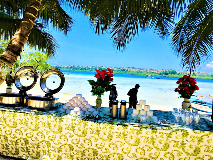 Public Area, Havelock Island Beach Resort, South Andaman