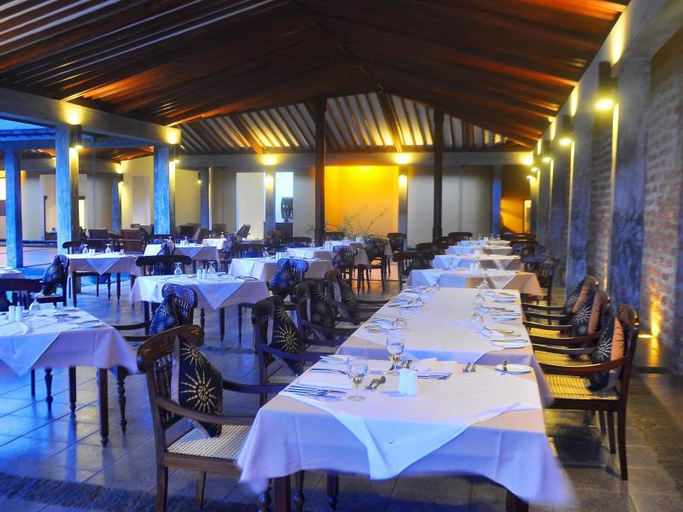 Food & Drinks 5, The Beach Cabanas, Habaraduwa