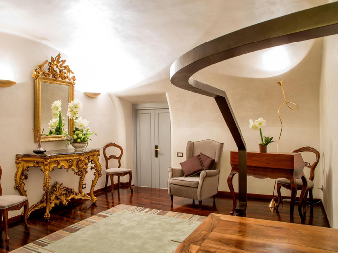 Public Area 3, Palazzo De Cupis - Suites and View, Rome