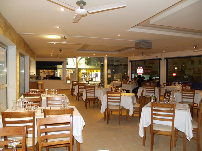 Food & Drinks 5, Daphne Hotel Apartments Cyprus