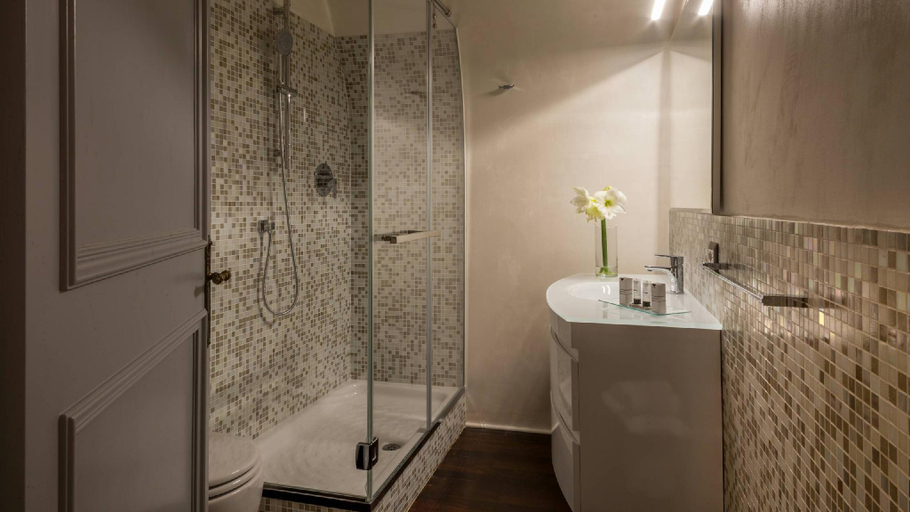 Bathroom 4, Palazzo De Cupis - Suites and View, Rome