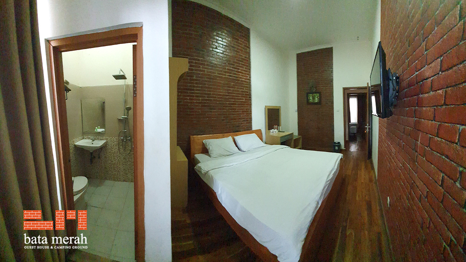 Bata Merah Room Type - Kamar Bata Merah