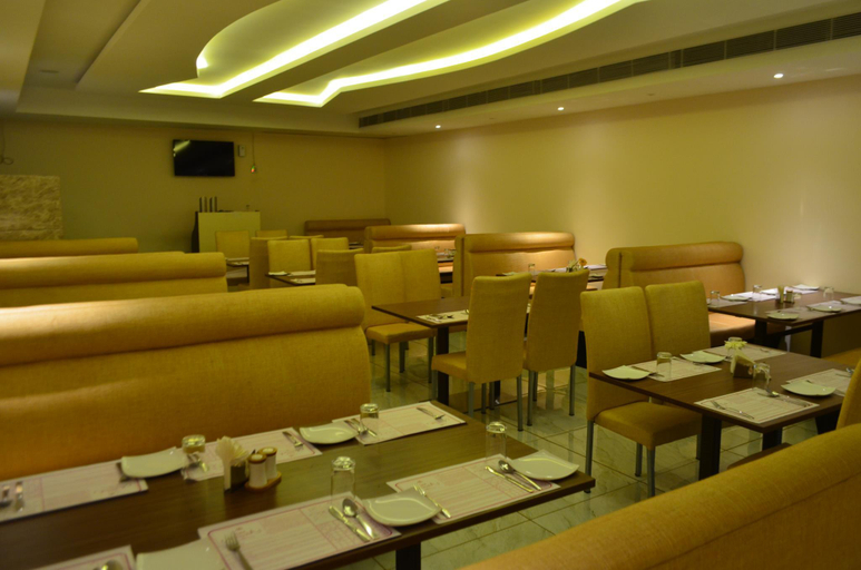 Others 5, Hotel Aksharadha, Puducherry