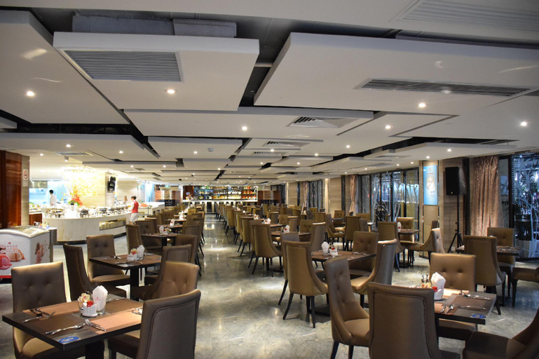 Food & Drinks 5, Ramada By Wyndham Foshan, Foshan