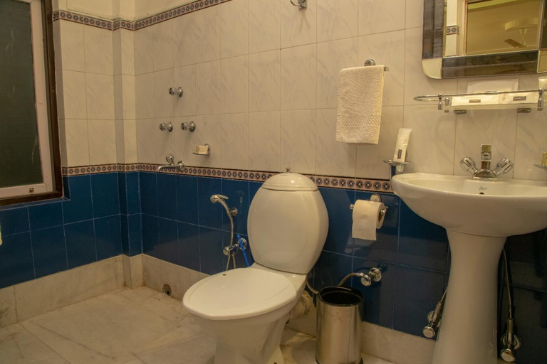 Bathroom 3, Rhenock House, East Sikkim