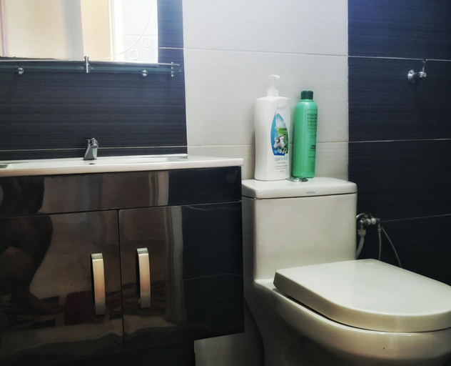 Bathroom 3, SKUDAI NEAR UTM JPO 4BR 3BA 5AC FREE WIFI TVBOX, Johor Bahru