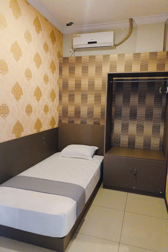 Bedroom 3, Just Sleep Guest House, Samarinda
