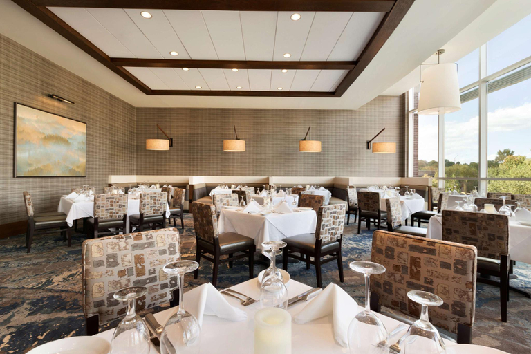 Food & Drinks 5, Embassy Suites by Hilton Greenville Downtown Riverplace, Greenville