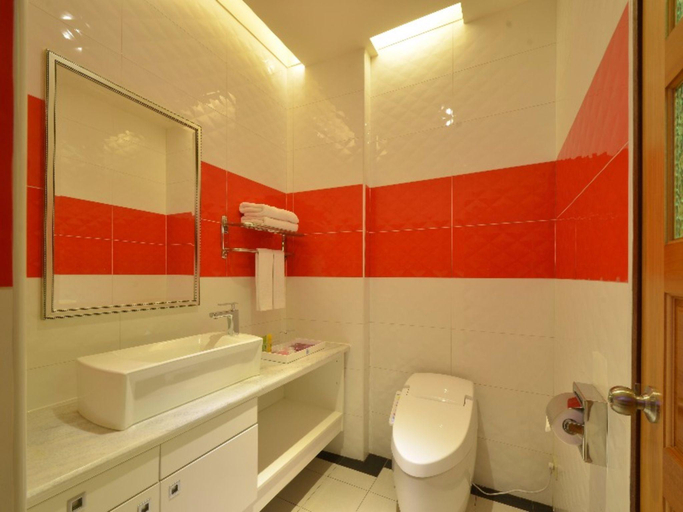 Bathroom 2, Cheng Yi Business Motel (Taitung County Hotel No. 119), Taitung