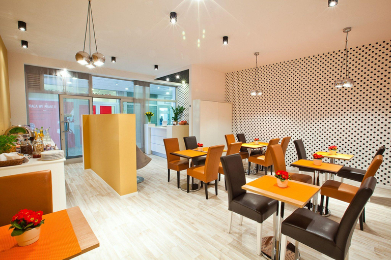 Food & Drinks 5, Platinum Palace Apartments, Poznań City
