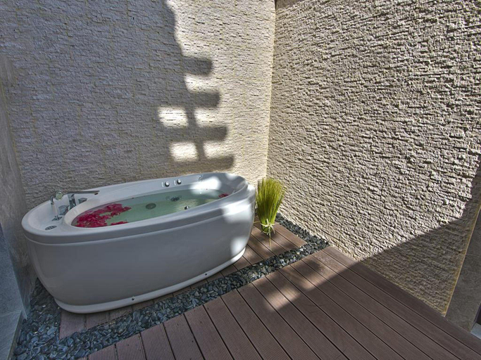 Bathroom 4, Narcissus Obhur Resort & Spa, Jeddah