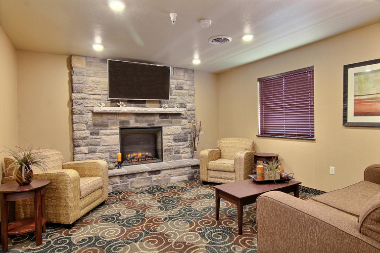 Public Area 2, Cobblestone Inn & Suites - Linton, Emmons