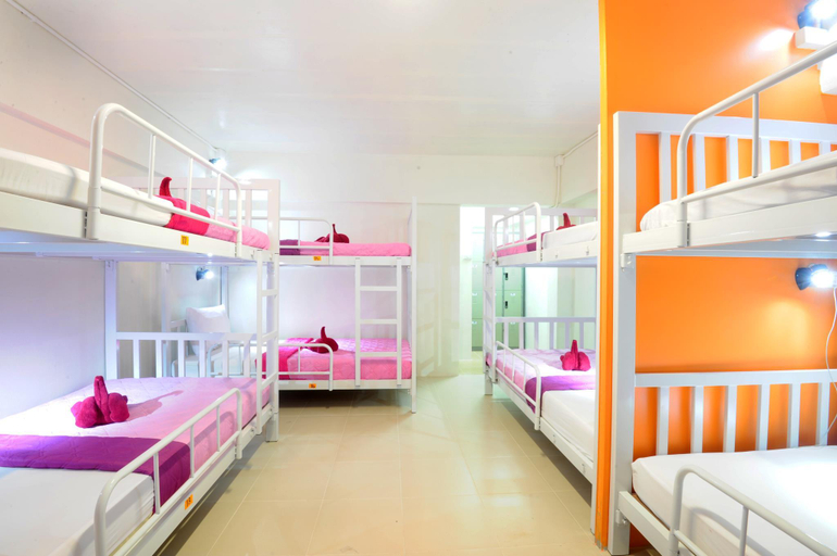 Bedroom 3, Voyagers Hostel, Mueang Krabi