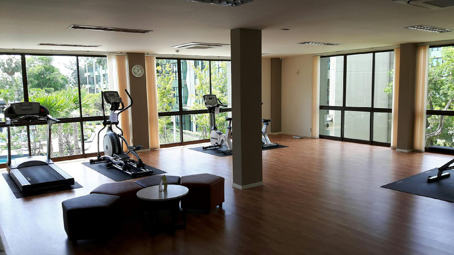 Others 5, LPN Cha-am Beachfront Wifi 10m to Beach 1BR ติดทะเล, Cha-Am