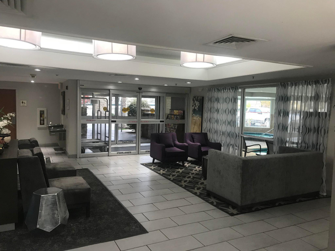 Public Area, Baymont by Wyndham Springfield I-44, Greene