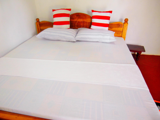 Bedroom 2, Sigiri Lakshan Home Stay, Dambulla