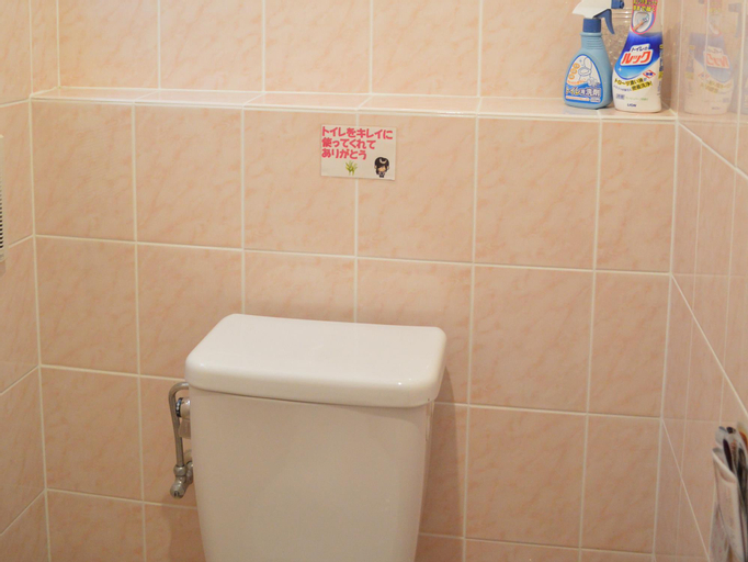 Bedroom 2, Guest House Fukutomi - Female Only, Naha