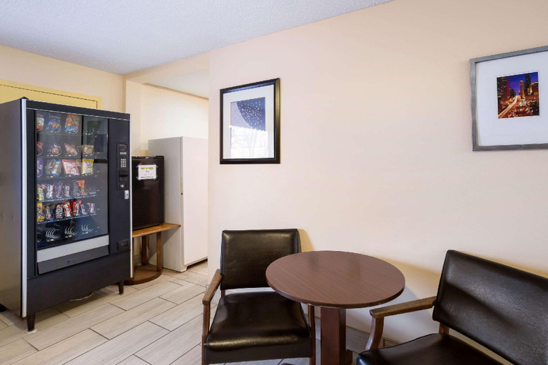 Public Area 2, Rodeway Inn Sergeant Bluff - Sioux City, Woodbury