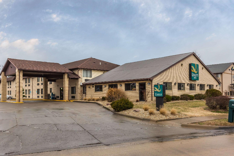 Exterior & Views 2, Quality Inn Mount Vernon, IL, Jefferson