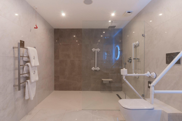 Bathroom 5, The Duke Boutique Hotel