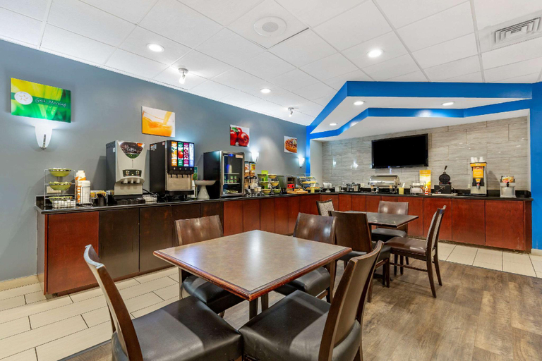 Food & Drinks 5, Quality Inn Windsor Mill - Baltimore, Baltimore