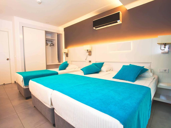 Bedroom 2, Green Garden Suites Hotel, Alanya