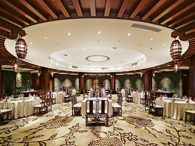 Food & Drinks 5, Fliport Resort Valley LongYan , Longyan