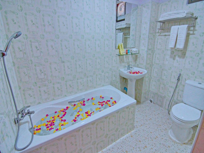 Bathroom 3, Hotel Iceland, Mandalay