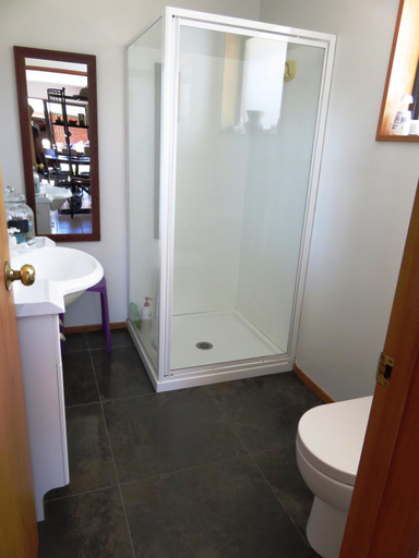Bathroom 4, Maples on Harewood Bed and Breakfast, Christchurch