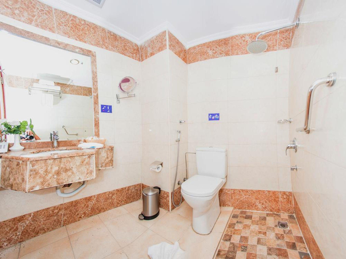 Bathroom 5, Amjad Al Deafah Hotel, Makkah