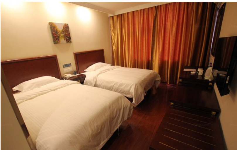Bedroom 2, GreenTree Inn ZhangJiaKou North Zuanshi Road Yanchang Shell Hotel, Zhangjiakou