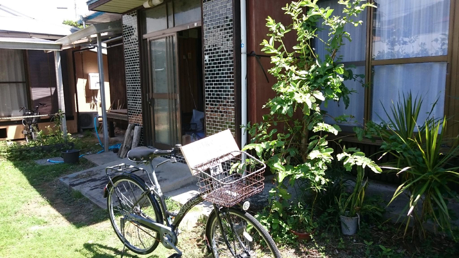 Others 4, tebiro beach backpackers, Tatsugō