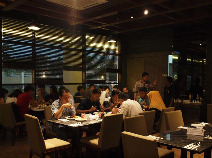Food & Drinks 5, Nexus Regency Suites Hotel Subang Jaya, Shah Alam