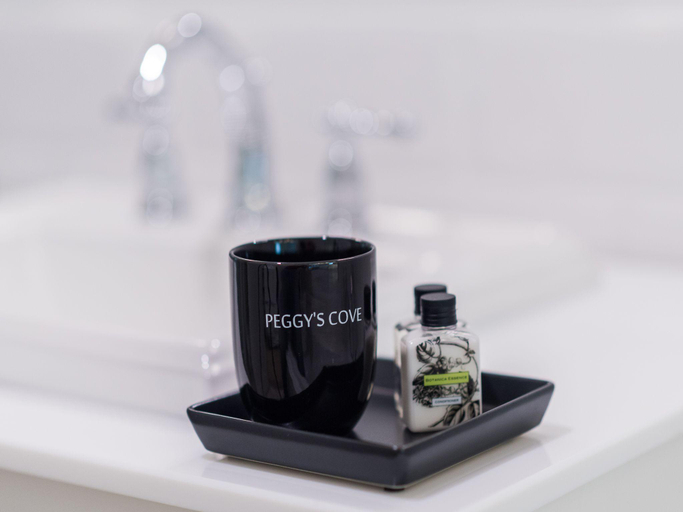 Bathroom 5, Peggy's cove resort, K. Na Yai Am