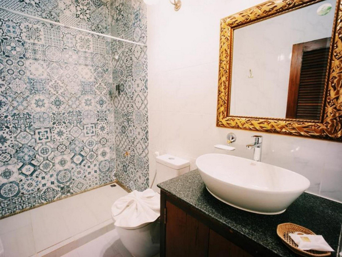 Bathroom 2, See You Soon, Muang Chiang Mai