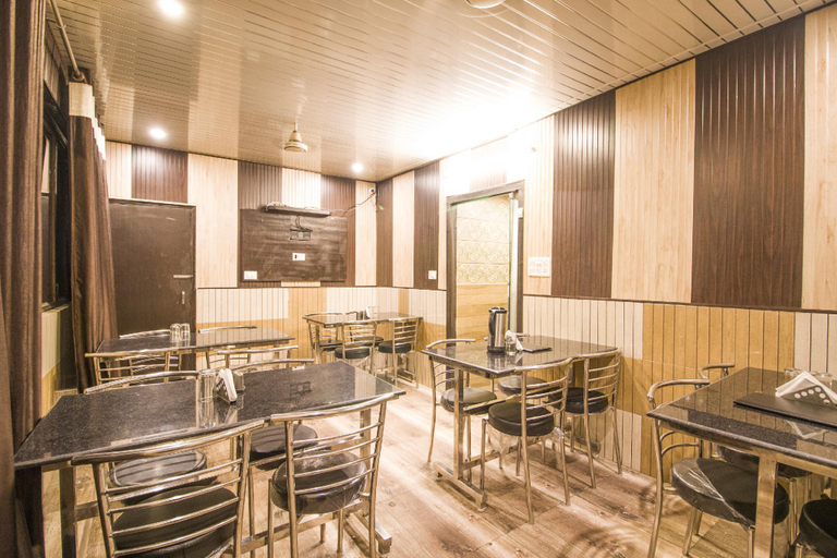 Food & Drinks 5, Hotel Pardesi, Hardwar