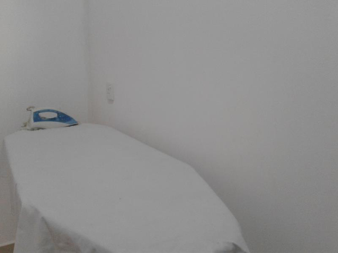 Bedroom 2, Sevonrich Holiday Resort, Dambulla