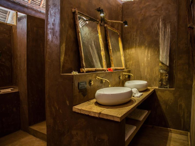 Bathroom 4, Mwezi Boutique resort, Kusini